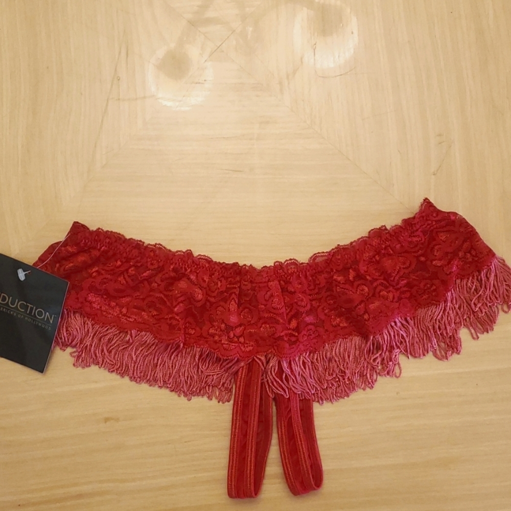 NWT FREDERICK'S of HOLLYWOOD Red Crotchless Thong Hipster. Size Small